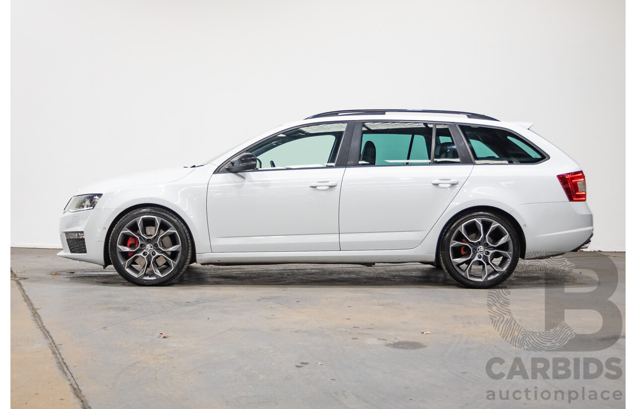 06/2016 Skoda Octavia RS 162 TSI NE MY16 4d Wagon Moon White Metallic Turbo 2.0L