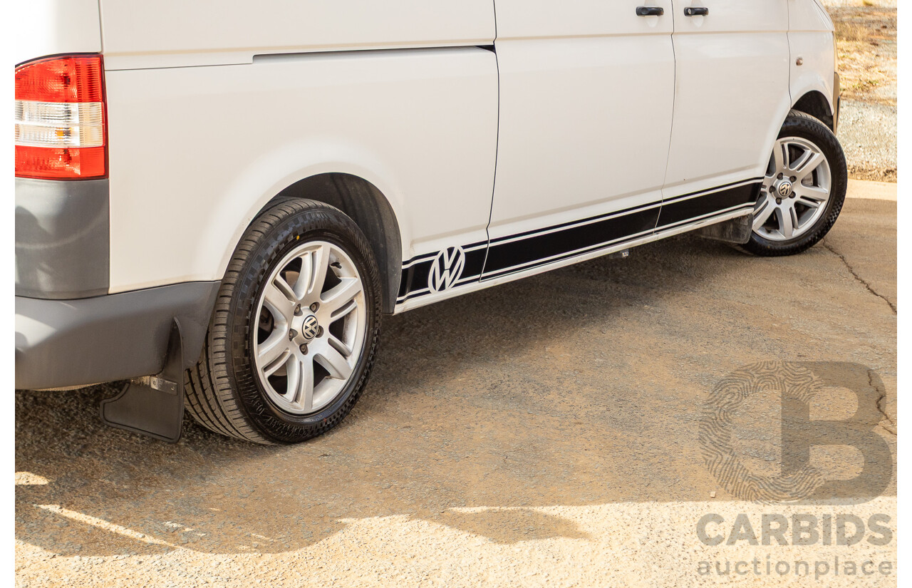 12/2011 Volkswagen Transporter TDI400 LWB Low 4Motion (AWD) T5 MY12 Van White Turbo Diesel 2.0L - Campervan