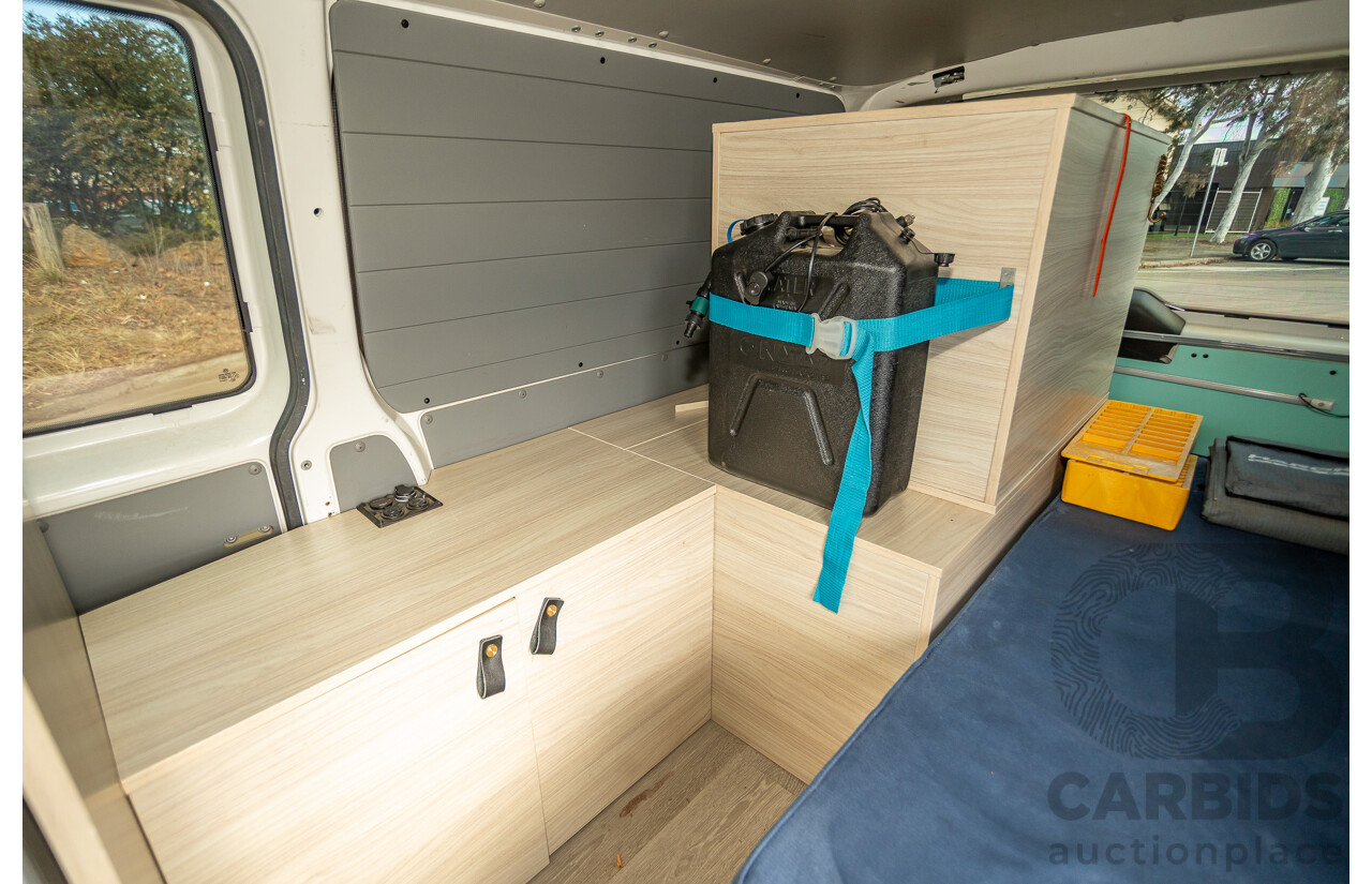 12/2011 Volkswagen Transporter TDI400 LWB Low 4Motion (AWD) T5 MY12 Van White Turbo Diesel 2.0L - Campervan