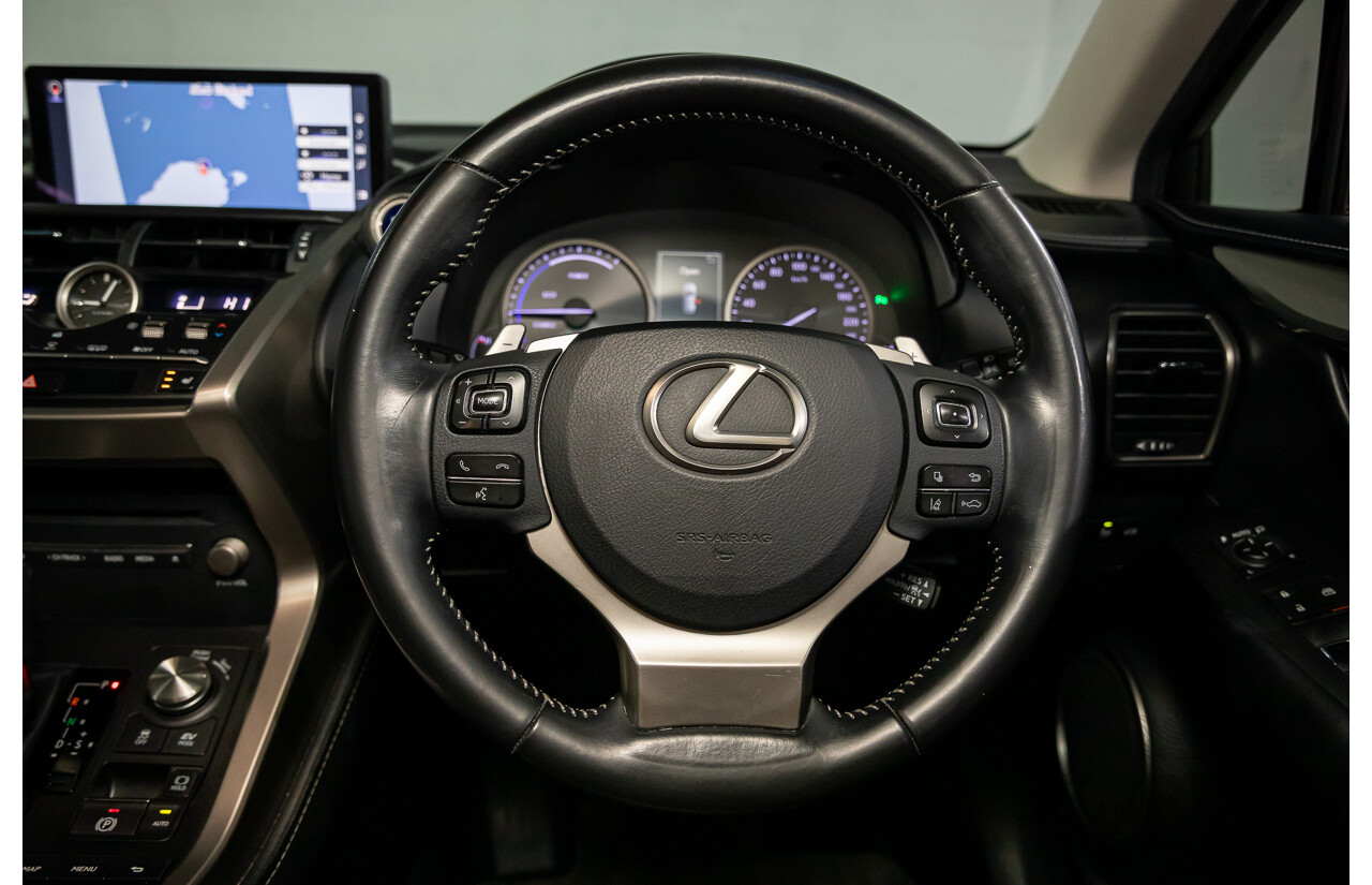 03/2018 Lexus NX300h Luxury Hybrid (FWD) AYZ10R MY17 Facelift 4d Wagon Sonic Quartz Metallic 2.5L - Hybrid