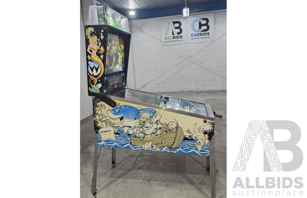 Fish Tales Pinball Machine by Williams