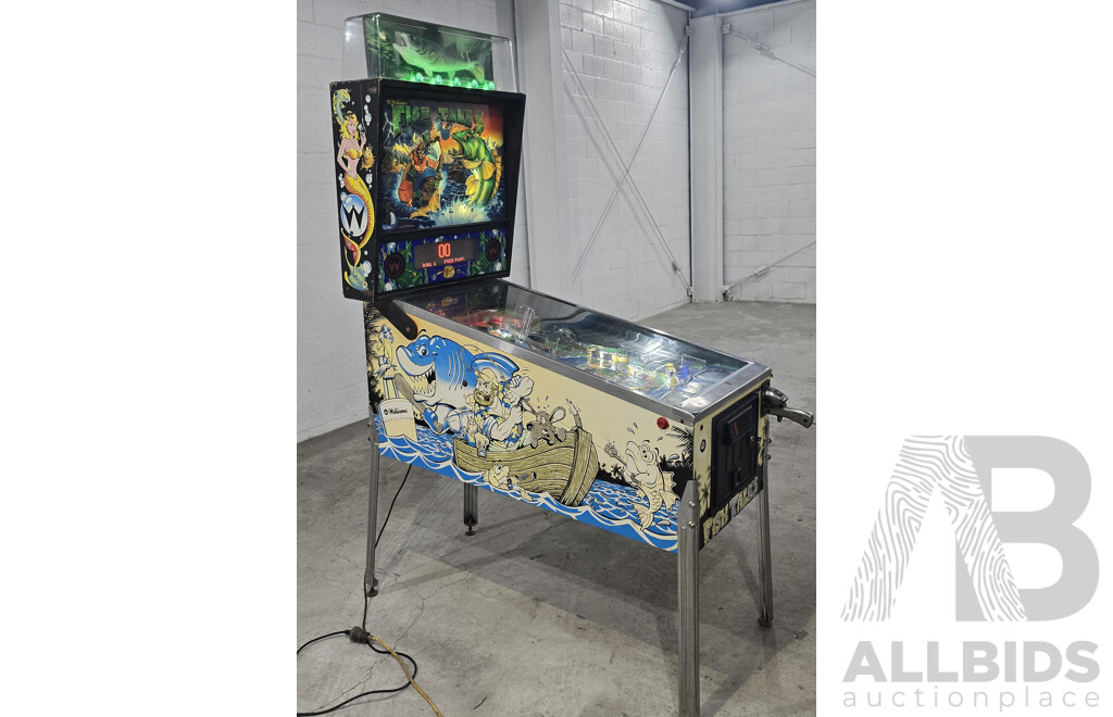 Fish Tales Pinball Machine by Williams