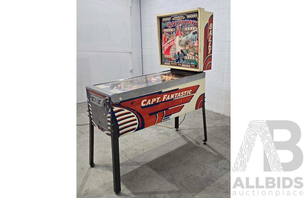 Captain Fantastic 1976 Pinball Machine by Bally