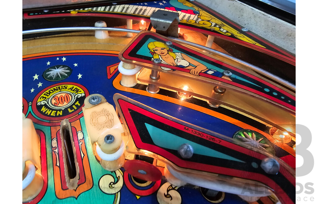 Captain Fantastic 1976 Pinball Machine by Bally