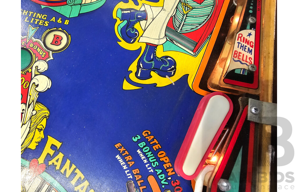 Captain Fantastic 1976 Pinball Machine by Bally