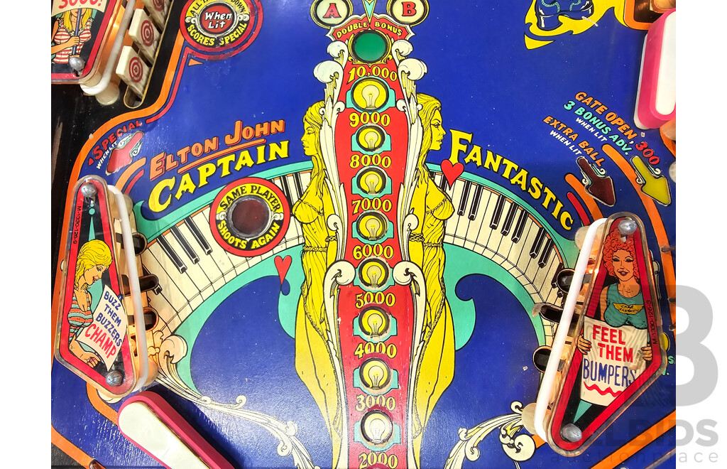 Captain Fantastic 1976 Pinball Machine by Bally