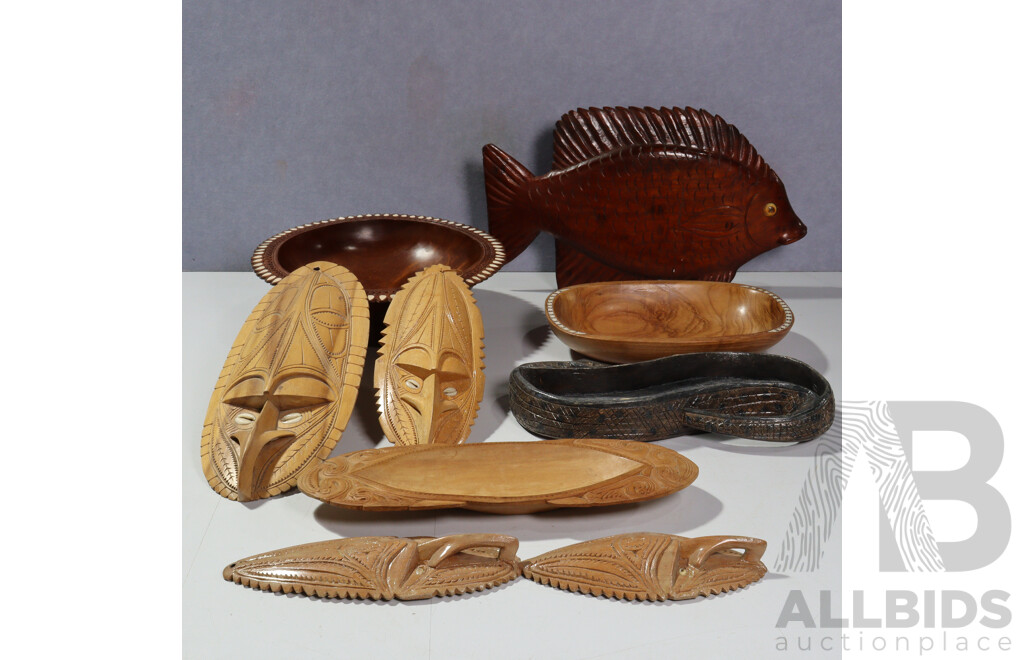 Collection Hand Carved PNG & Trobriand Island Items Including Trobriand Bowl with Mother of Pearl Inlay, Large Wrasse Figure and More