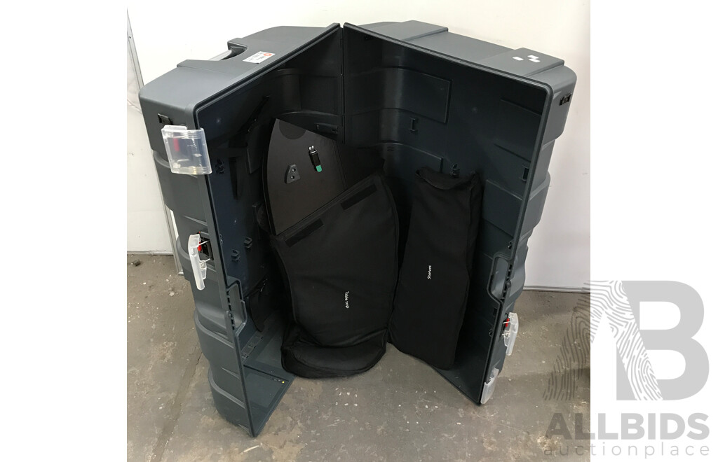 Expand Media Podium Case