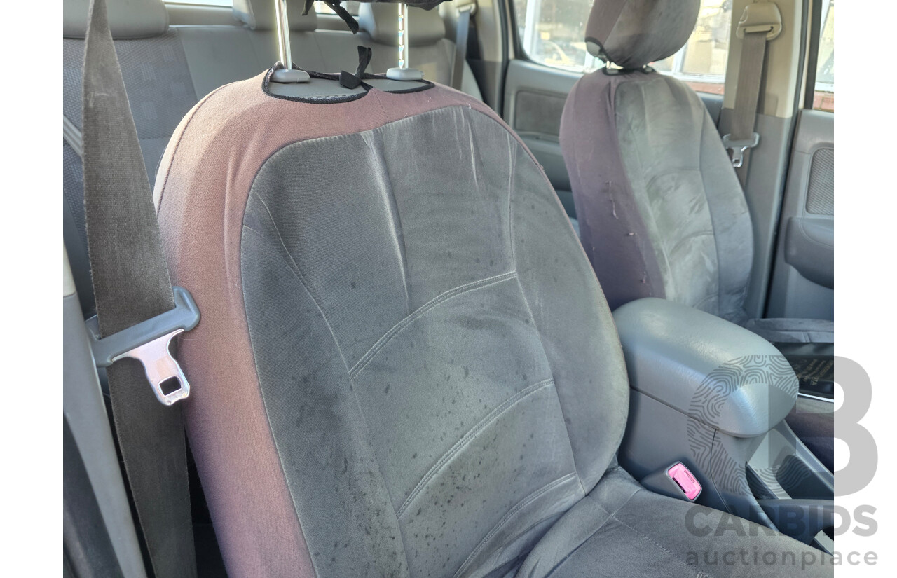 5/2007 Toyota Hilux SR (4x4) KUN26R 07 UPGRADE Dual Cab P/Up Super White Turbo Diesel 3.0L