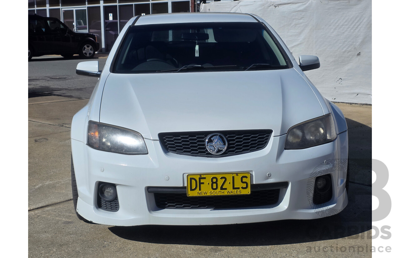 8/2011 Holden Commodore SV6 VE II 4d Sportwagon White 3.6L