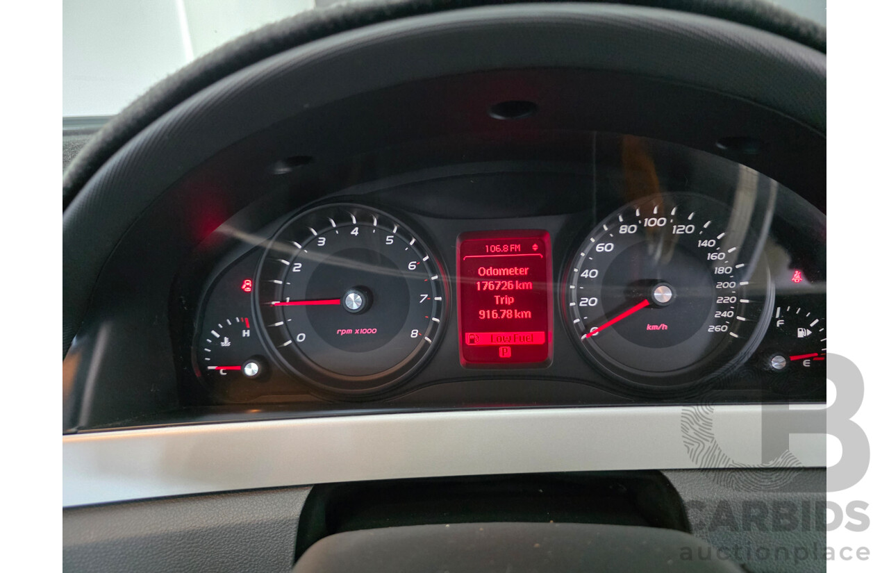 8/2011 Holden Commodore SV6 VE II 4d Sportwagon White 3.6L