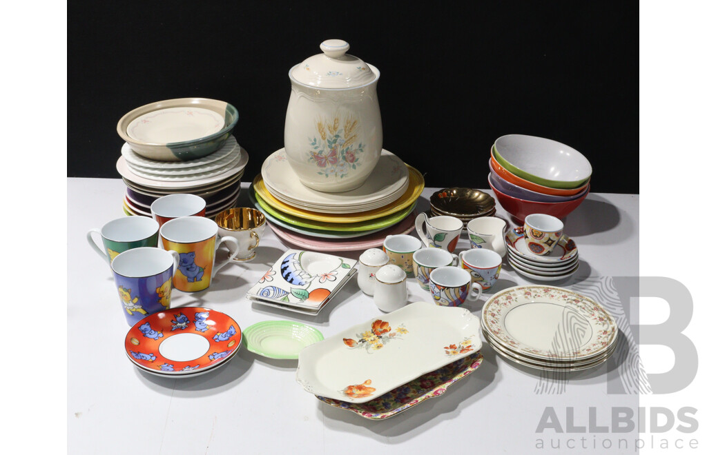 Large Collection Porcelain & Ceramic Including Maxwell & Williams Villeroy & Boch and Much More