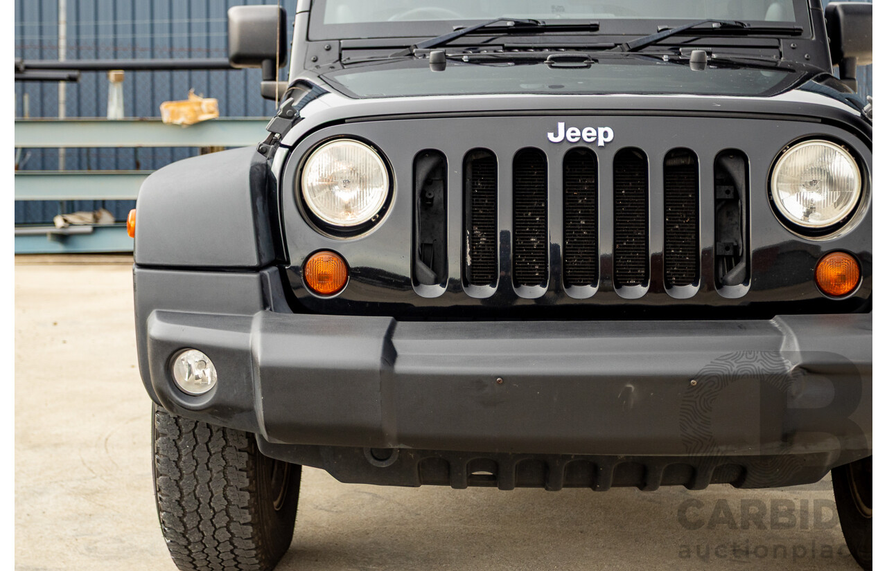 5/2013 Jeep Wrangler Unlimited Sport (4x4) JK MY13 4d Hardtop/Softtop Black 3.6L