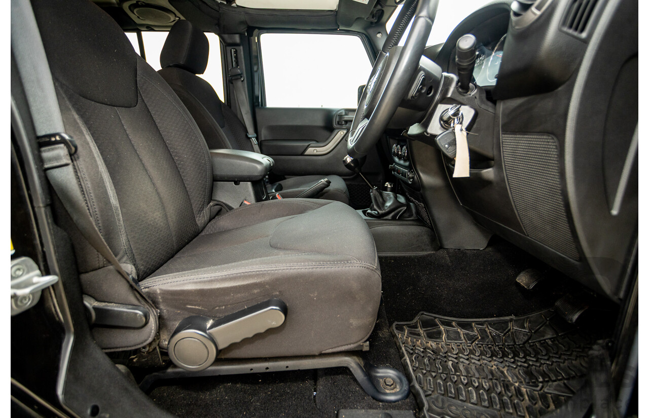 5/2013 Jeep Wrangler Unlimited Sport (4x4) JK MY13 4d Hardtop/Softtop Black 3.6L