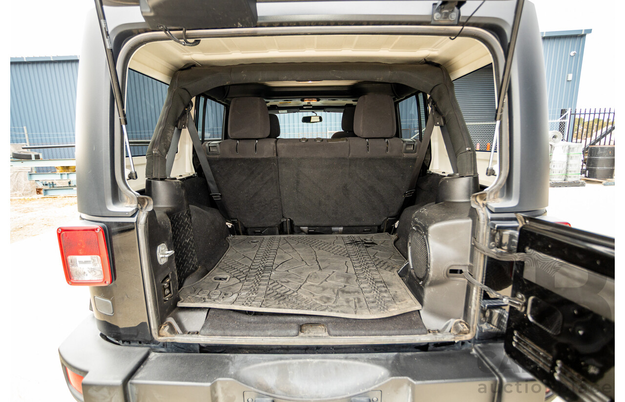 5/2013 Jeep Wrangler Unlimited Sport (4x4) JK MY13 4d Hardtop/Softtop Black 3.6L