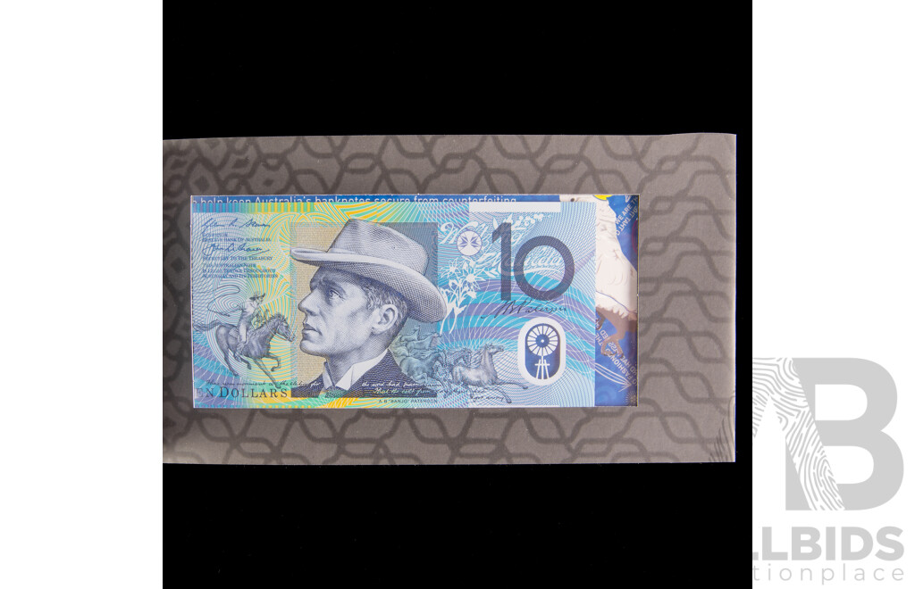 Australian 2015 2017 $10 notes.