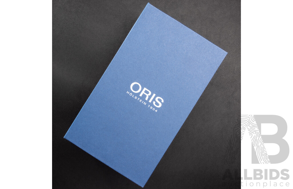 Oris 42mm Divers Sixty-Five, Model 01 733 7720 4057-07 4 21 18