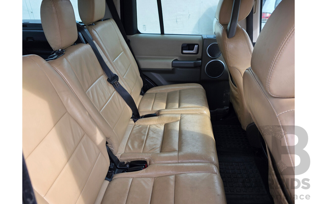 8/2005 Land Rover Discovery 3 SE  4d Wagon Blue 4.0L - 7 Seats