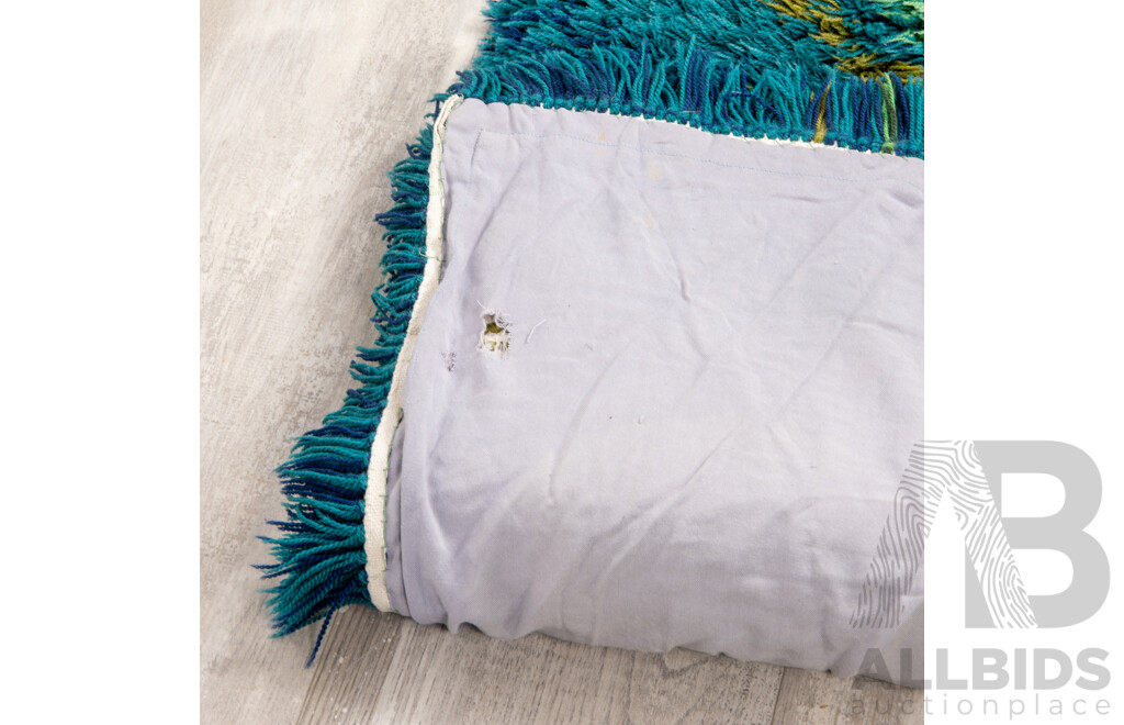 Retro Rya Style Shag Rug with Funky Design