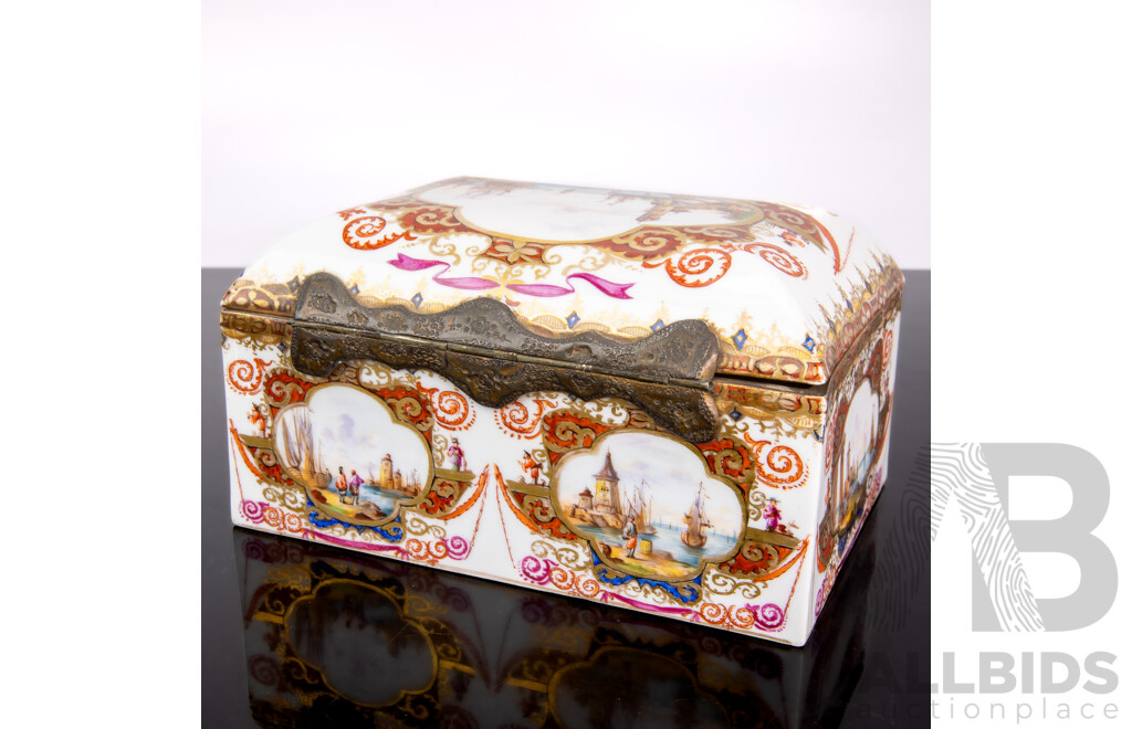 Antique Style Hand Painted Continental Style Porcelain Lidded Box