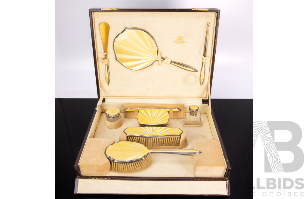 Antique Sterling Silver Nine Piece Vanity Set in Engine Turned Yellow Enamel, London 1929, by London Goldsmiths & Silversmiths Co & Birmingham 1929, in Original Case