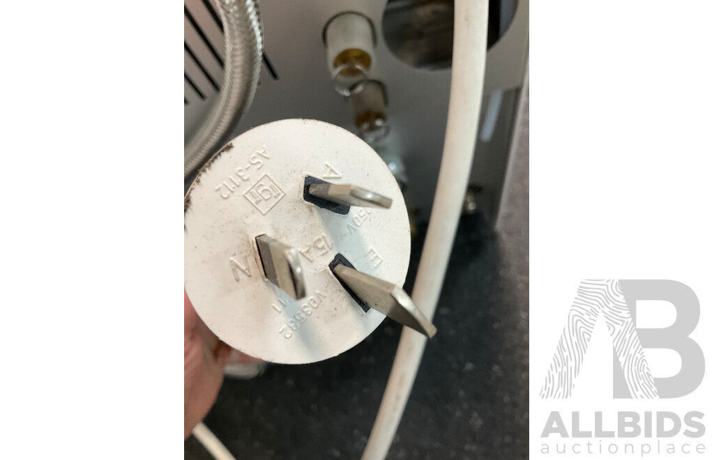 MELAG Vacuklav 40 B+ Evolution Autoclave, Steam Sterilizer