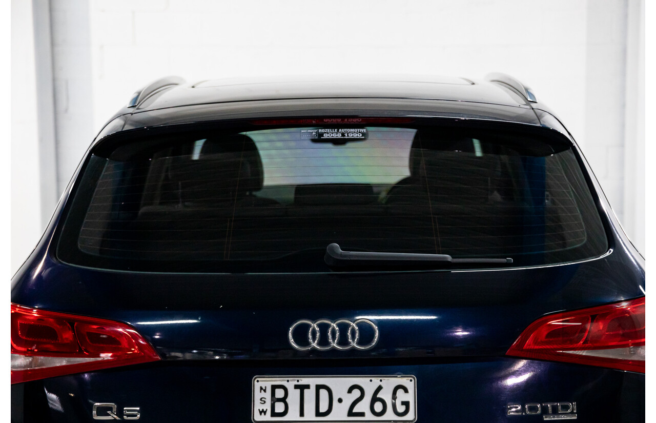 10/2010 Audi Q5 2.0 TDI Quattro 8R MY10 4d Wagon Deep Sea Blue Pearl Turbo Diesel 2.0L