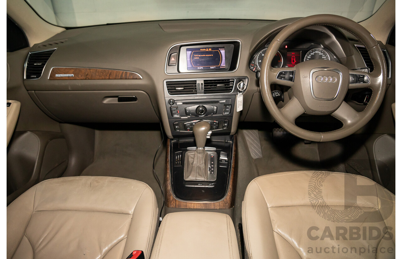 10/2010 Audi Q5 2.0 TDI Quattro 8R MY10 4d Wagon Deep Sea Blue Pearl Turbo Diesel 2.0L