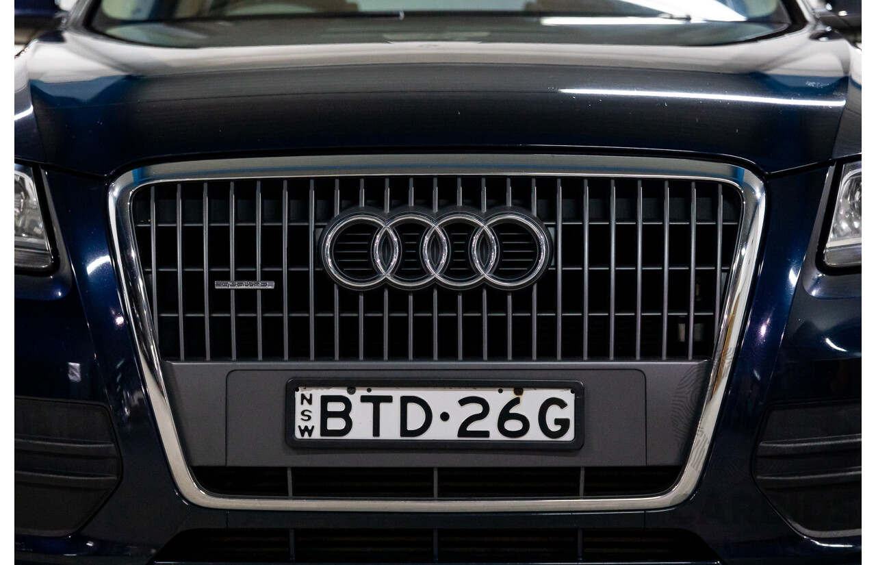 10/2010 Audi Q5 2.0 TDI Quattro 8R MY10 4d Wagon Deep Sea Blue Pearl Turbo Diesel 2.0L