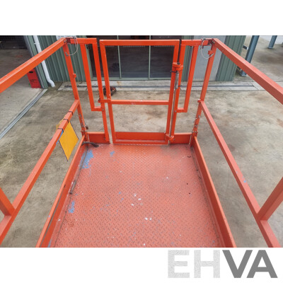 04/2007, Snorkel S2646 Electric Scissor Lift