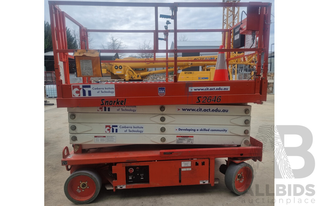 04/2007, Snorkel S2646 Electric Scissor Lift