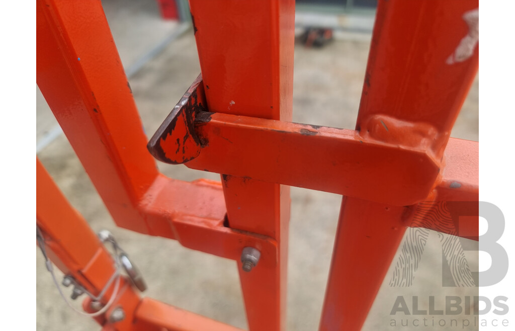 04/2007, Snorkel S2646 Electric Scissor Lift