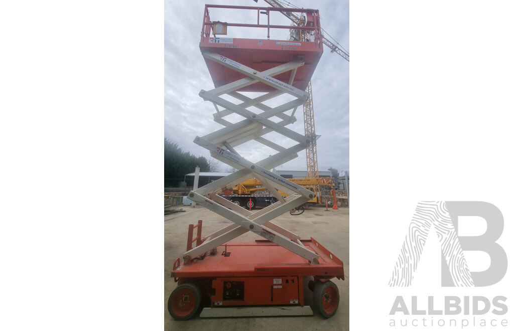 04/2007, Snorkel S2646 Electric Scissor Lift