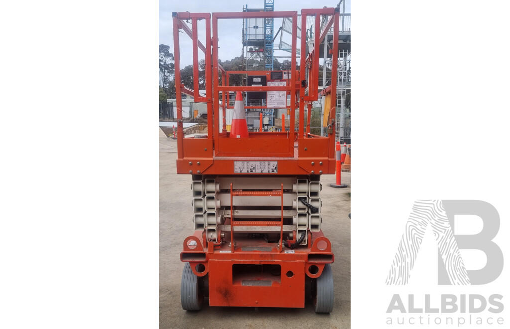 04/2007, Snorkel S2646 Electric Scissor Lift