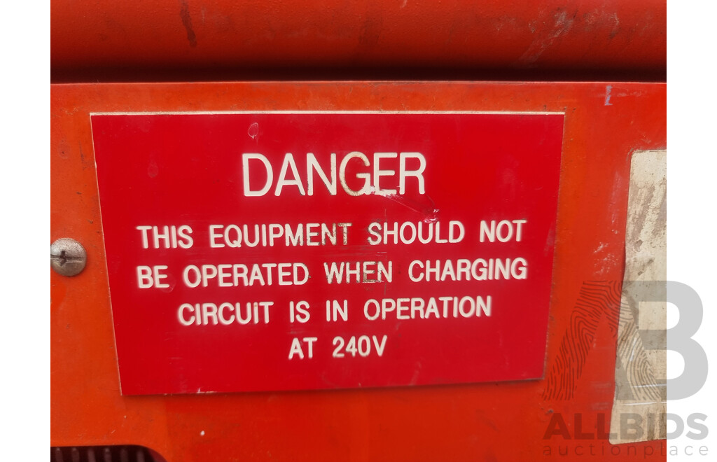 04/2007, Snorkel S2646 Electric Scissor Lift
