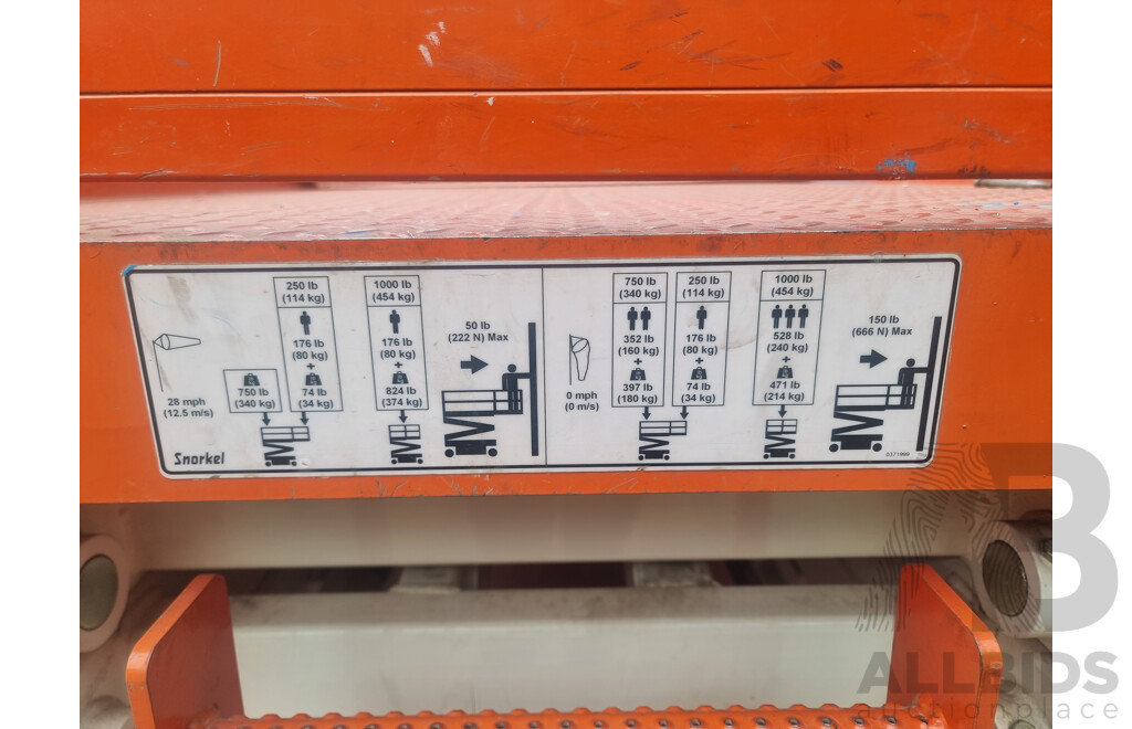 04/2007, Snorkel S2646 Electric Scissor Lift