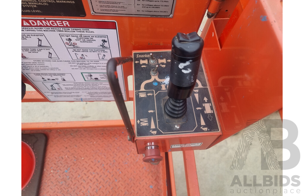 04/2007, Snorkel S2646 Electric Scissor Lift