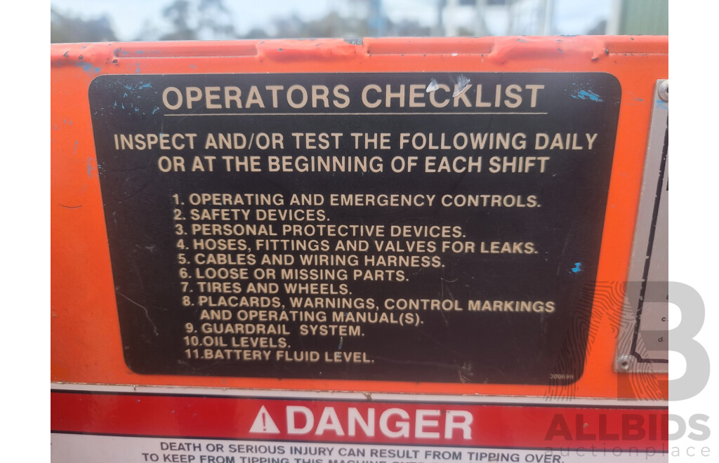 04/2007, Snorkel S2646 Electric Scissor Lift
