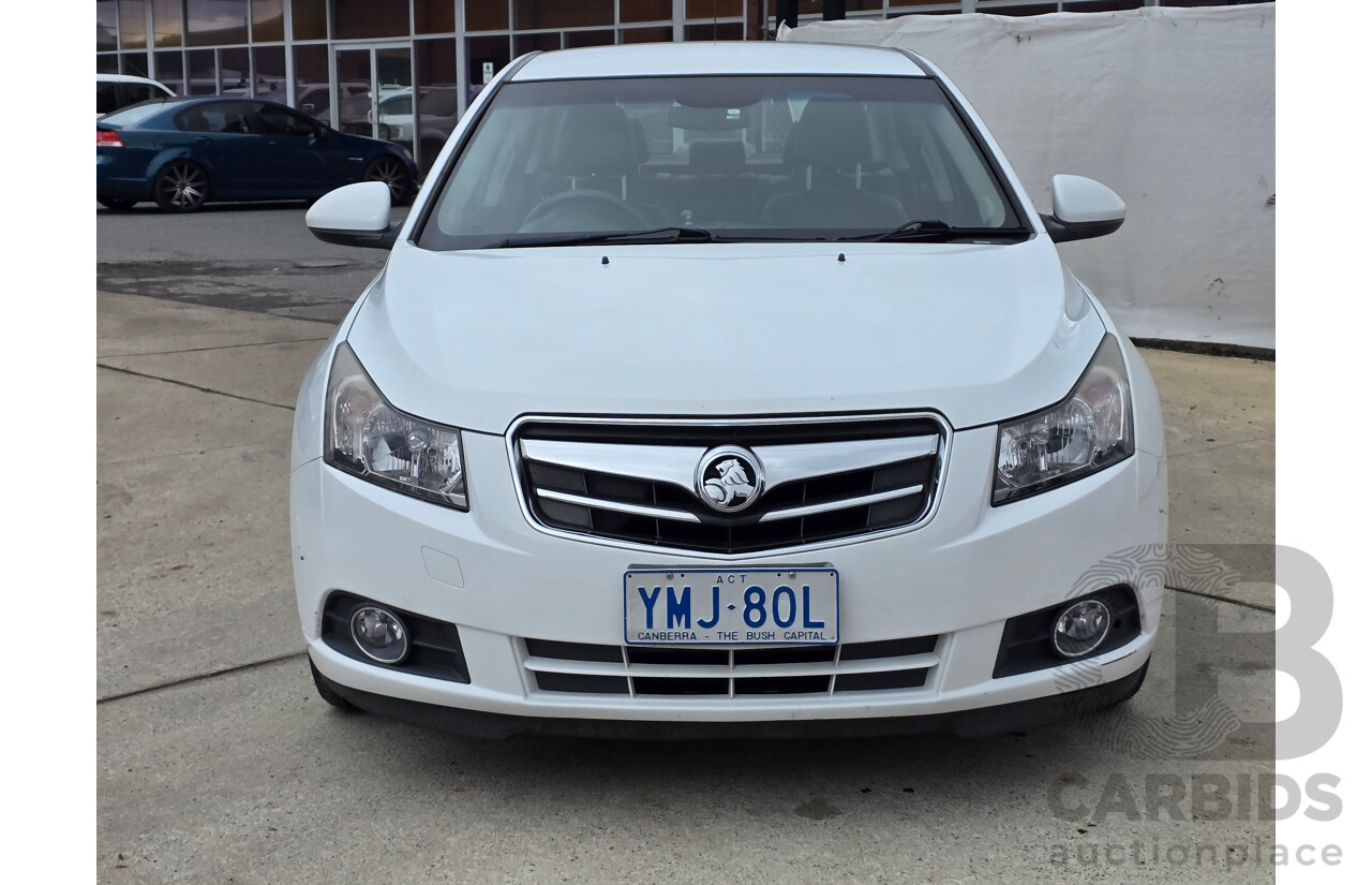 10/2010 Holden Cruze CDX JG 4d Sedan White 1.8L