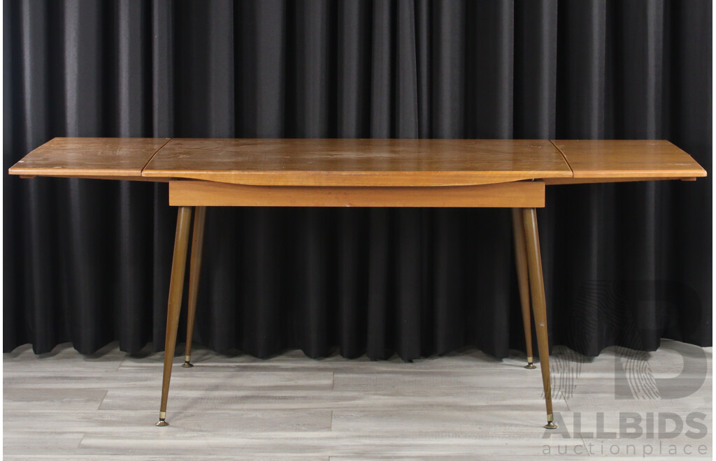 Retro Metal Based Dining Table with Six Chairs by Cenfern