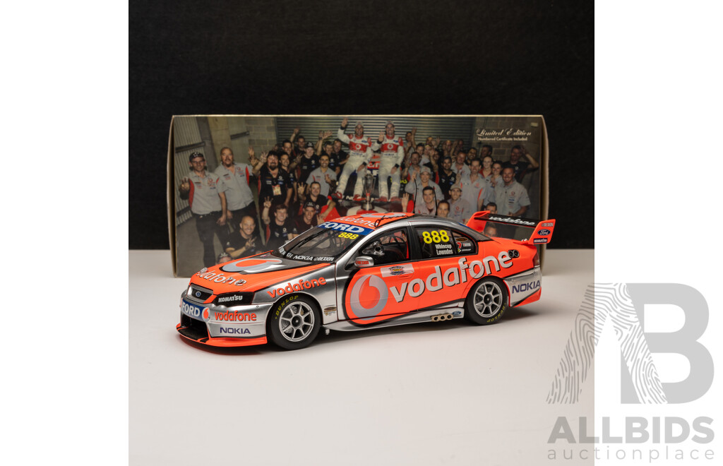 Classic Carlectables Ford Falcon BF V8 Supercar 2008 Bathurst Winner #888 Craig Lownes/ Jamie Whincup Team Vadofone 1:18 Scale