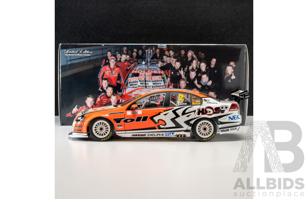 Classic Carlectables Holden VE Commodore V8 Supercar 2009 Bathurst Winner #2 Garth Tander/Will Davison Holden Racing Team 1:18 Scale Model Car - COA Included