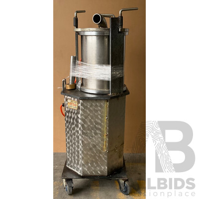 Butcher's Machinery Meat Mincers & Sausage Fillers