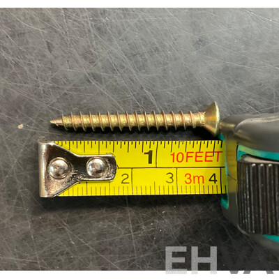 Multi Purpose 8g X 35mm Screws & Plugs Pack - Lot of 90