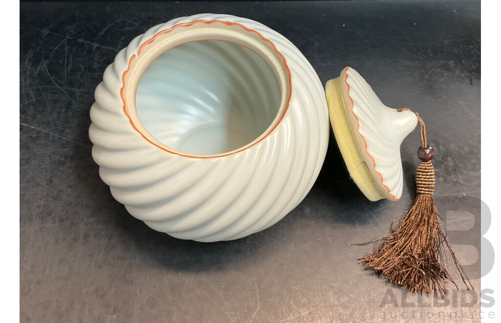 Y! Handmade Ceramic Tea Caddy Canister X3 & LUZERNE Multi-Purpose Serving Plates for Display, Sushi or Food Serving X14 -  Lot of 17