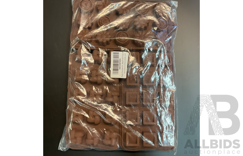 Bulk Lot - Assorted Silicone Molds and Reusable Storage Bags and Other Household Items