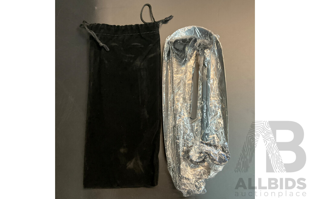 Bulk Lot - Assorted Silicone Molds and Reusable Storage Bags and Other Household Items