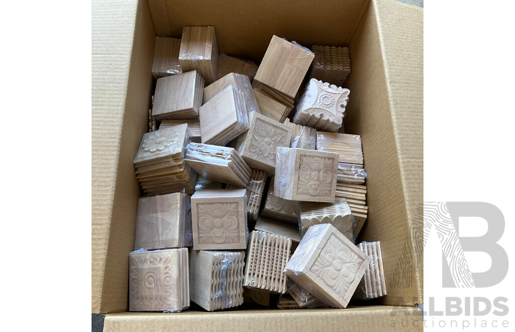 Pallet of Mosaic & Decorative Tiles - Assorted 100x100x8 mm