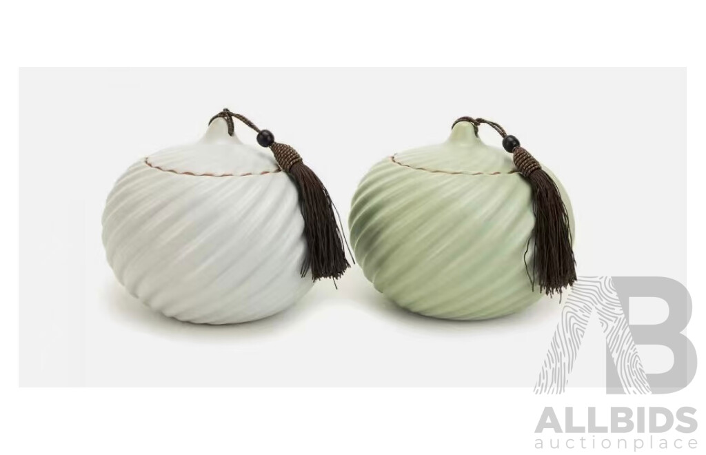 Y! Handmade Ceramic Tea Caddy Canister/ Ginger Jar - Green & White - Lot of 4 