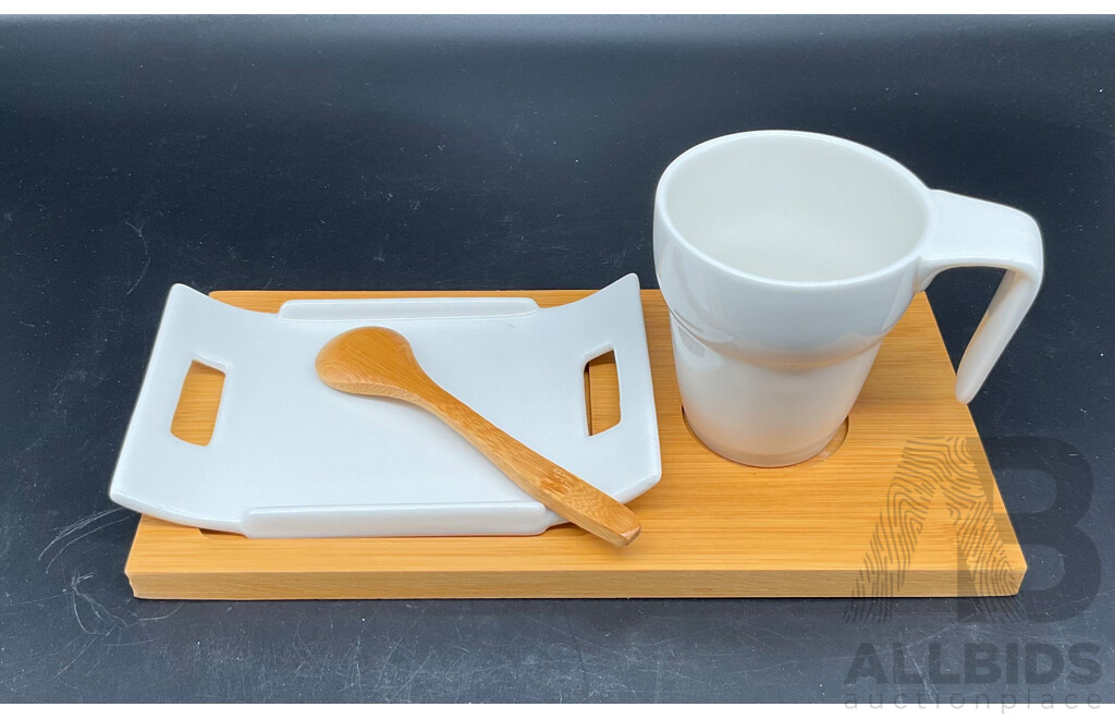 Tropical Leaf 3 Tier Porcelain Cake Stand Serving Plate X2 & 4 Pieces Coffee /Tea Serving Set X4 - Lot of 6